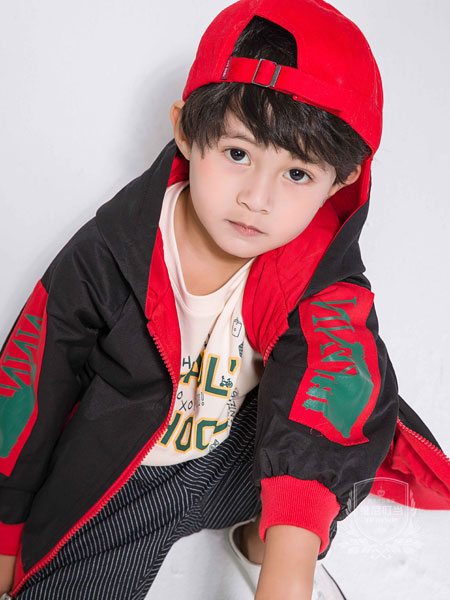 维尼叮当童装棒球服 早秋潮流趋势