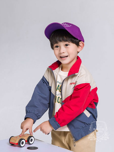 维尼叮当童装棒球服 早秋潮流趋势
