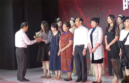 2019北京国际时装周欧卡星专场报道!