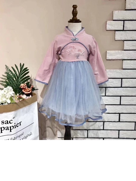 林芊国际童装品牌2019秋冬新品