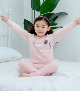 意佰芬,童装品牌,保暖内衣,打底衣