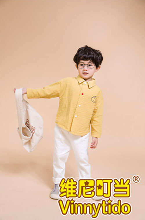维尼叮当童装用健全、完善的系统面升华品牌形象