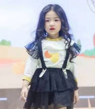 羽成扉,童装品牌,新店开业,羽绒服
