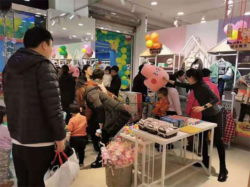 快乐精灵,童装品牌,品牌加盟,童装店