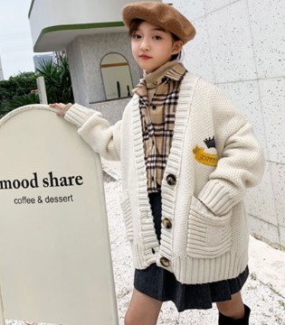 拉酷儿,叠穿法,羽绒服,针织衫