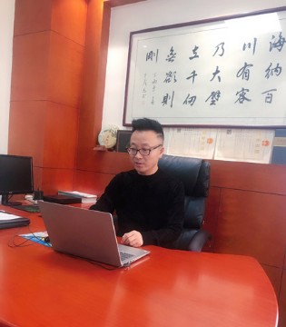 思迪贝尔,童装品牌,企业新年祝福