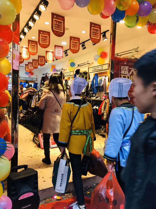 实力品牌居然这样迎接2020 实在是太欢乐啦！