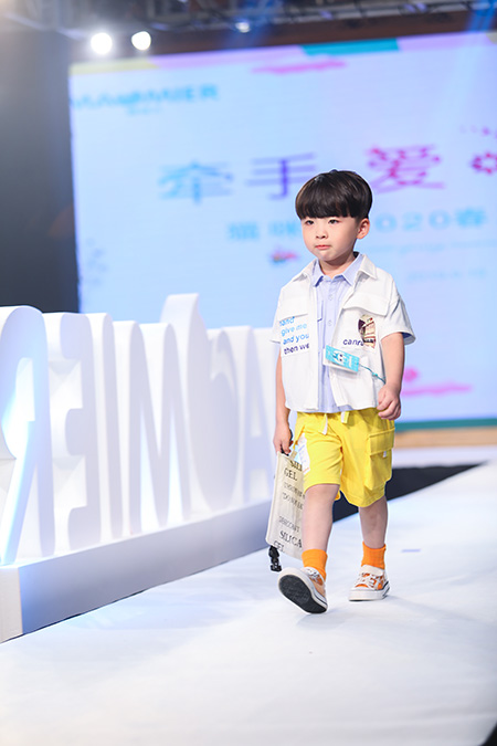 时尚可爱又帅气的猫咪儿服装 你能拒绝这份诱惑吗