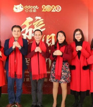 叮当猫潮童,童装品牌,祝福,新春,鼠年