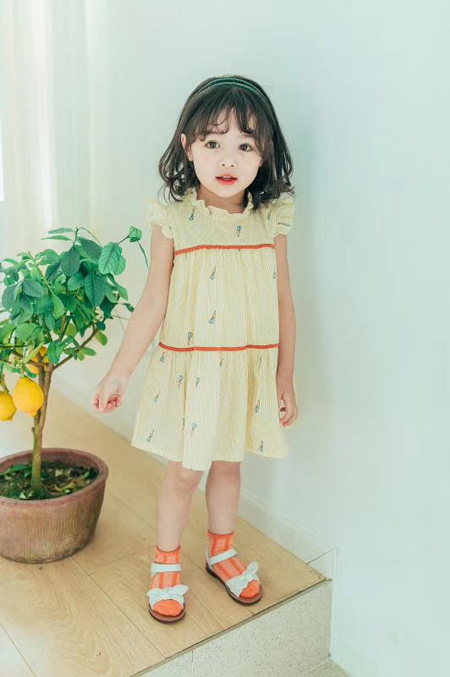 魔方清新连衣裙 像夏日甜甜可爱多！