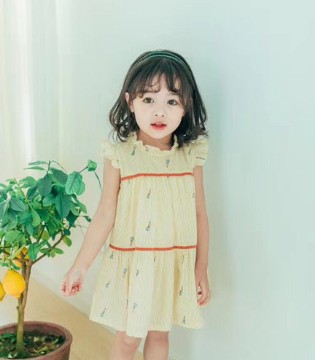 中启服饰,清新可爱连衣裙,复古波点,清新条纹