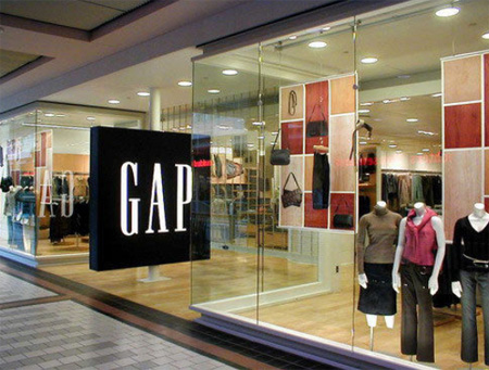 GAP,巨亏9.32亿美元,快时尚发展