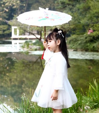 羽成扉,童装品牌,国风连衣裙,小仙女