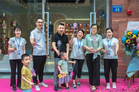 新店开业 乘风破浪的班队长来啦!