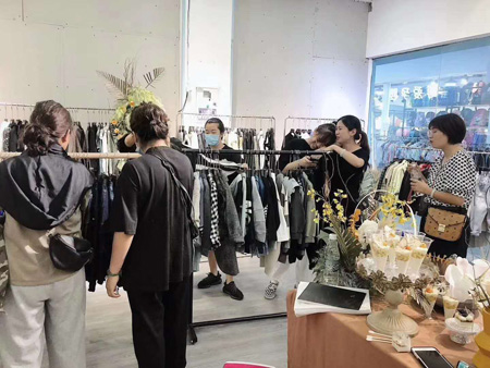 祝賀YCYP四川首站秋裝品鑒會圓滿成功！戰(zhàn)績滿滿 ！