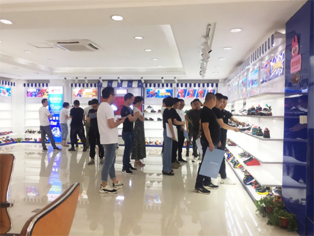 帮登“新格局·赢未来”2020年Q4新品订货会圆满成功！