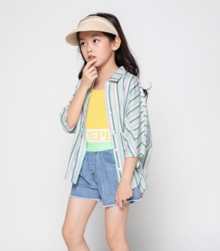 彩色笔童装,时尚搭配,休闲服饰