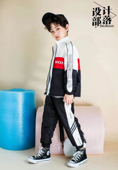 設(shè)計(jì)部落2021春夏新品發(fā)布會(huì)正在籌備中