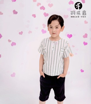 羽成扉,夏季,T恤
