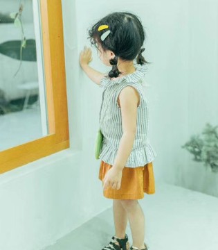 中启服饰,T恤,衬衫