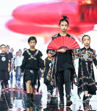 JOJO,久久,童装品牌,少儿时装周