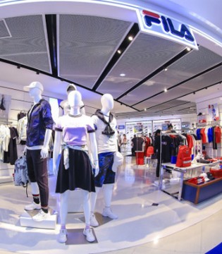 FILA,安踏,铜锣湾店,退租