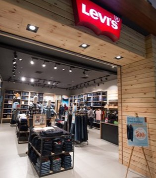 李维斯,Levi's,数字化,高层变动