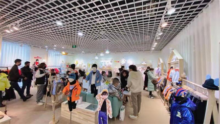 祝賀卡貝魚2021秋冬新品發布會成都站圓滿落幕!