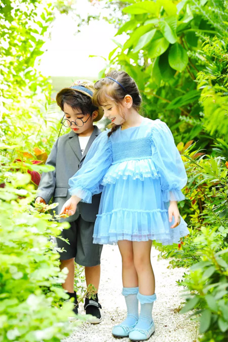 淘气贝贝专业的童装品牌 它的衣服家长们都放心!