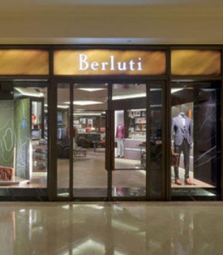 Berluti,创意总监,Kris Van Assche离职