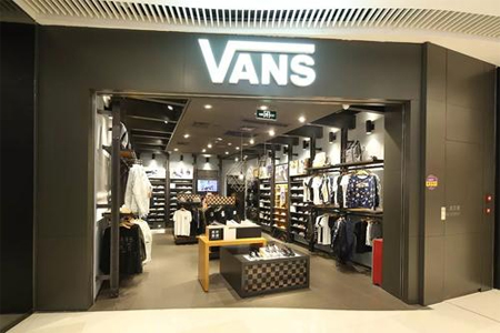 人事任免：SuperDry迎来董事长 Vans迎来首席营销官