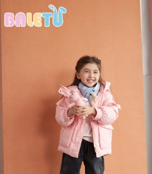 芭乐兔,羽绒服,运动服饰,休闲感穿搭,秋季新品