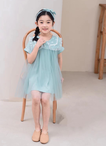 中启服饰时尚童装 日常穿搭应该这样搭配