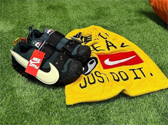 Nike怪誕聯(lián)名Nike CPFM Flea 2將于年底登場(chǎng)