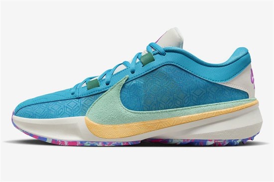 配色靈感來自字母哥的家鄉(xiāng) Nike的這款新鞋很有看點 