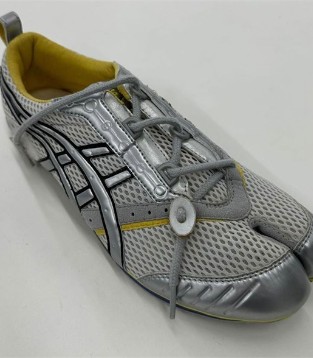ASICS,「分趾鞋」,时尚