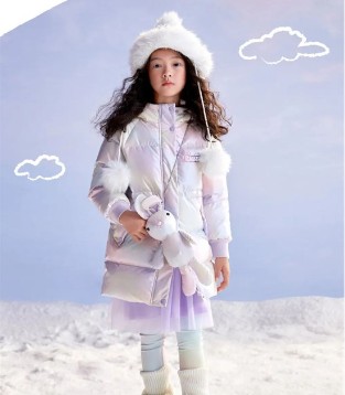 以纯童装,冬日新品,羽绒服饰