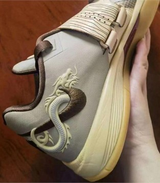 Nike,龙年CNY鞋款,时尚