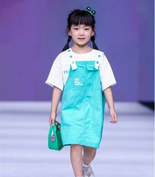 叮当猫,T恤,休闲服饰,春季新品