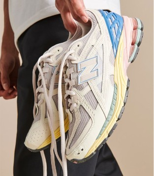 New Balance 1906R,鞋款,时尚