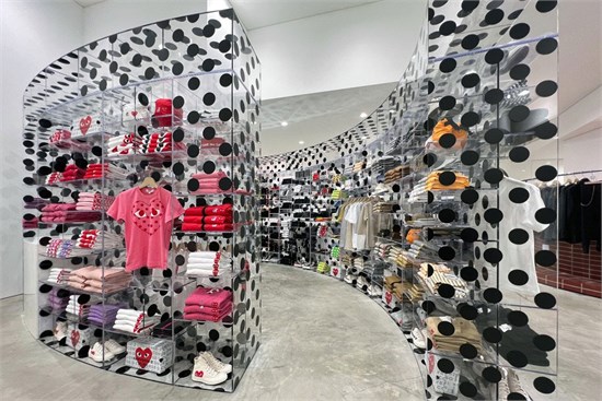 Dover Street Market Beijing 盛大开启2024春夏时装季