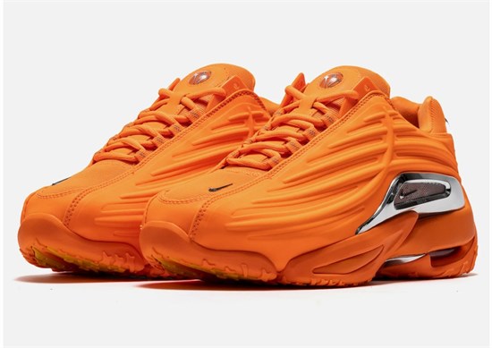 全新 NOCTA x Nike Hot Step 2 “Total Orange” 将于今夏登场