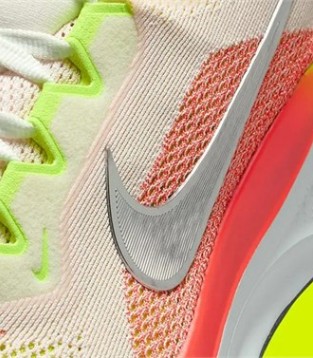 全新Nike Pegasus 41惊艳 溢满夏日气息