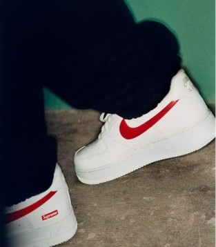 Supreme,Nike,鞋履,时尚