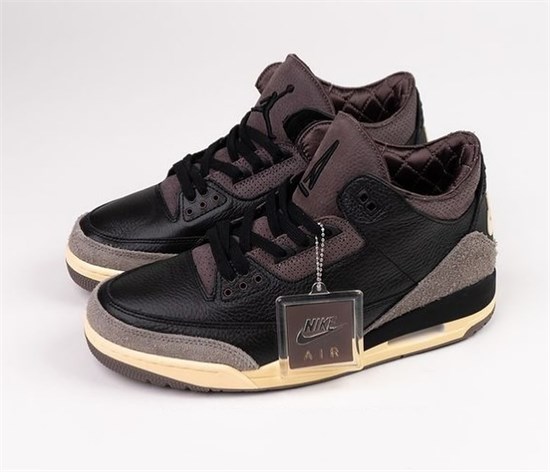 AMM携手Jordan Brand宣告Air Jordan 3“Black” 联名新款