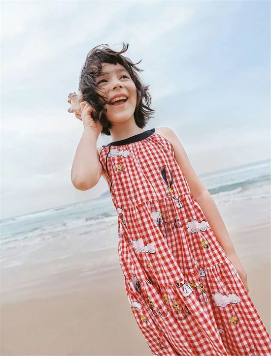 MINI PEACE时尚长裙 邂逅美好初夏