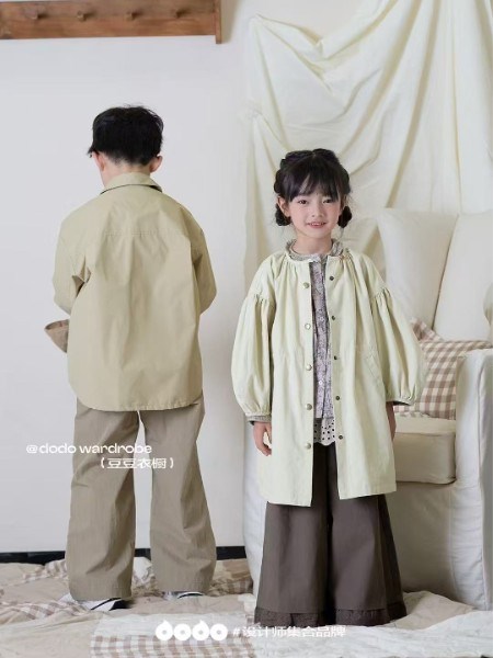 豆豆衣橱 用简约素净的服饰 展现自然纯粹