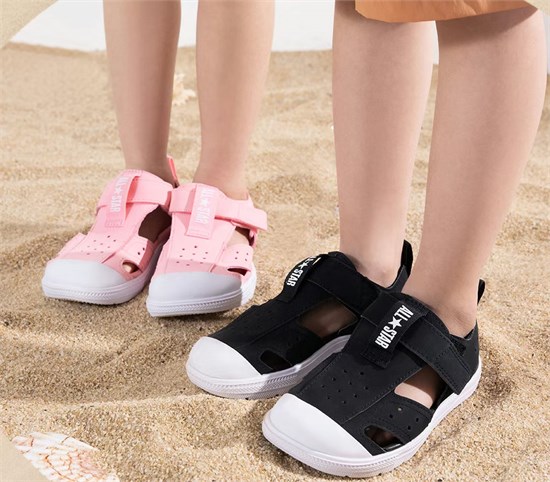 CONVERSE护足凉鞋 轻便舒适 穿脱方便
