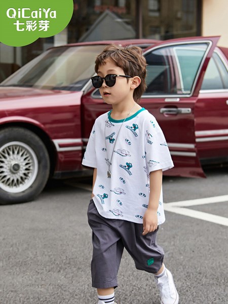 七彩芽 休闲夏日 孩子们的服饰可以这么穿