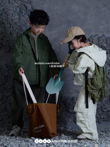豆豆衣橱时尚服饰 简约而自在休闲 活力满分